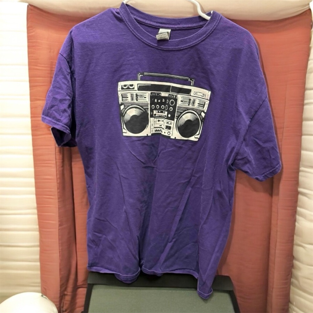Unisex retro handcrafted Purple Graphic T-Shirt with Boombox Design XL